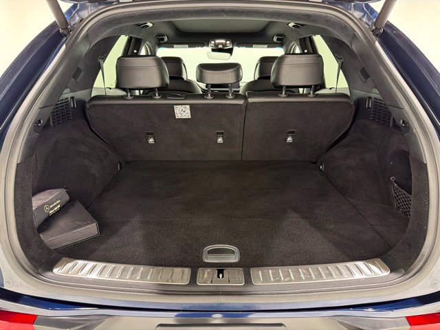 Used 2022 Genesis GV70 3.5T Sport w/ Sport Prestige Package AWD/4WD image 25