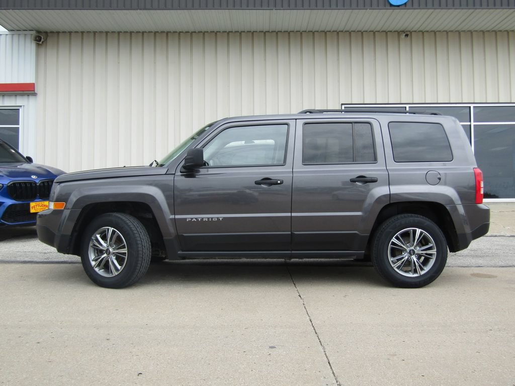 Used 2015 Jeep Patriot Sport FWD image 7