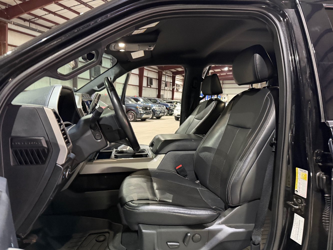 Used 2022 Ford F250 Lariat w/ Lariat Ultimate Package AWD/4WD image 14