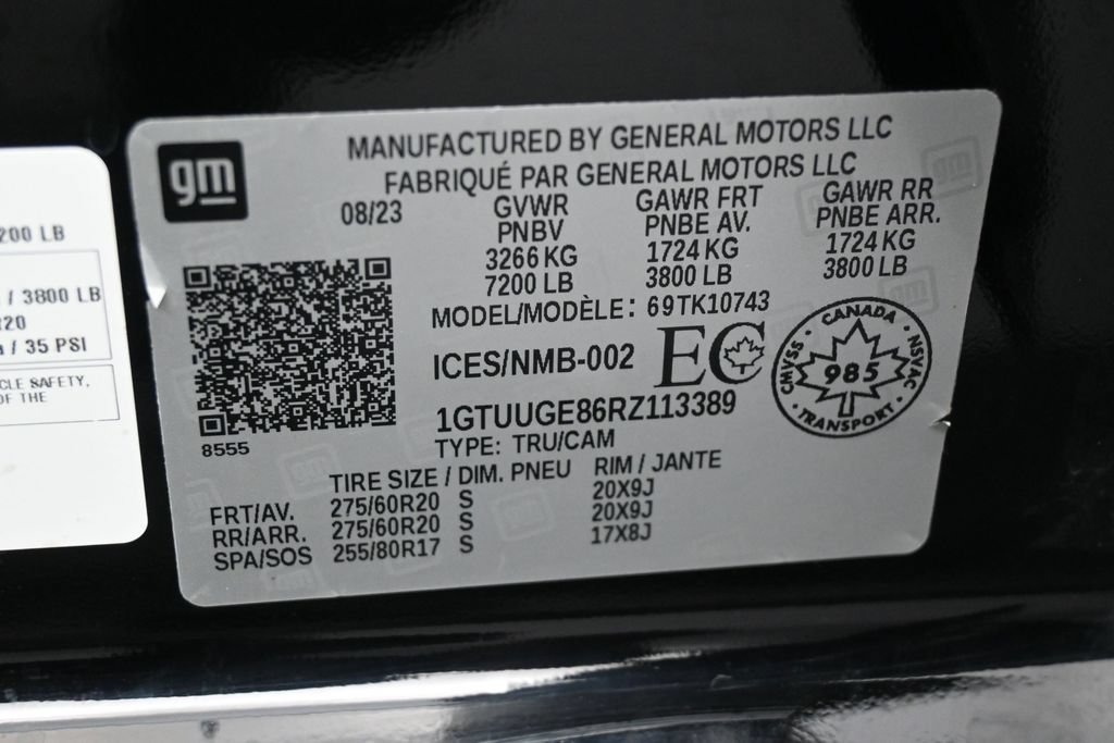 Used 2024 GMC Sierra 1500 Denali w/ Technology Package AWD/4WD image 6