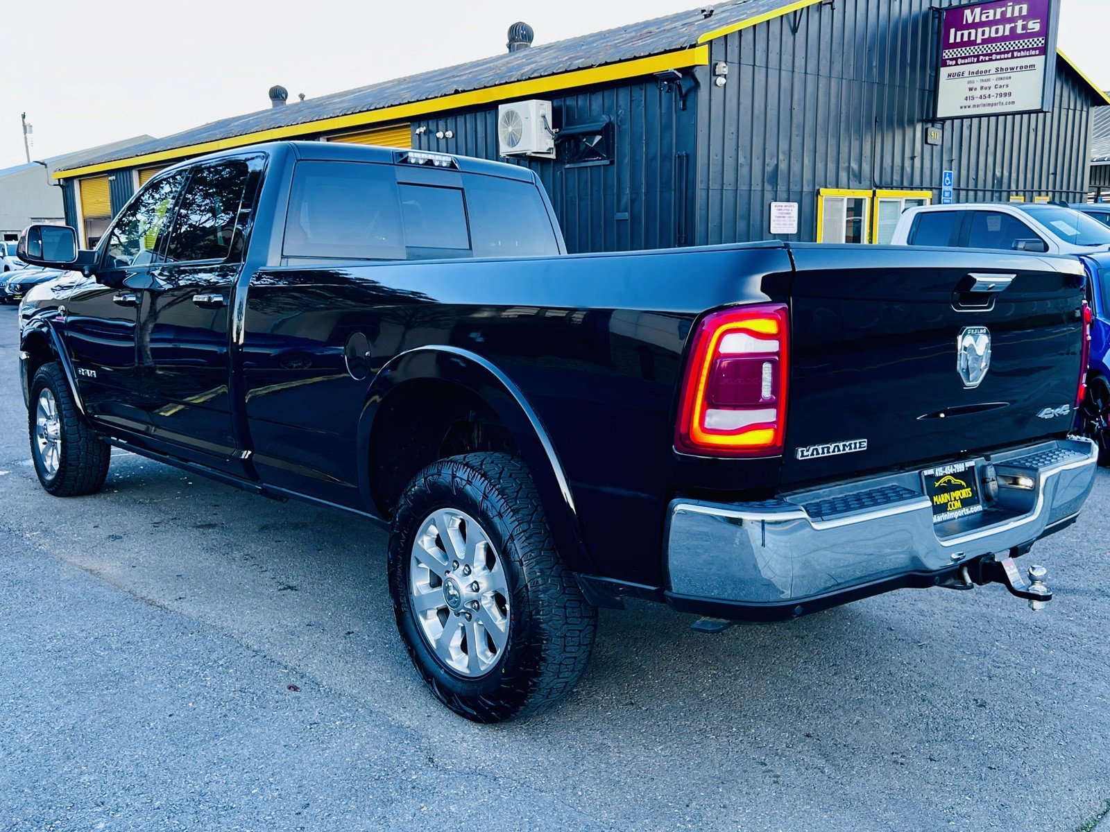 Used 2020 RAM 3500 Laramie image 8