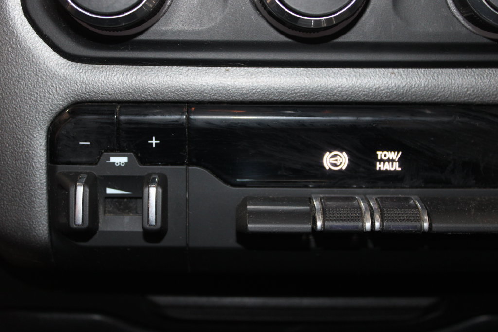 Used 2022 RAM 2500 Big Horn AWD/4WD image 43