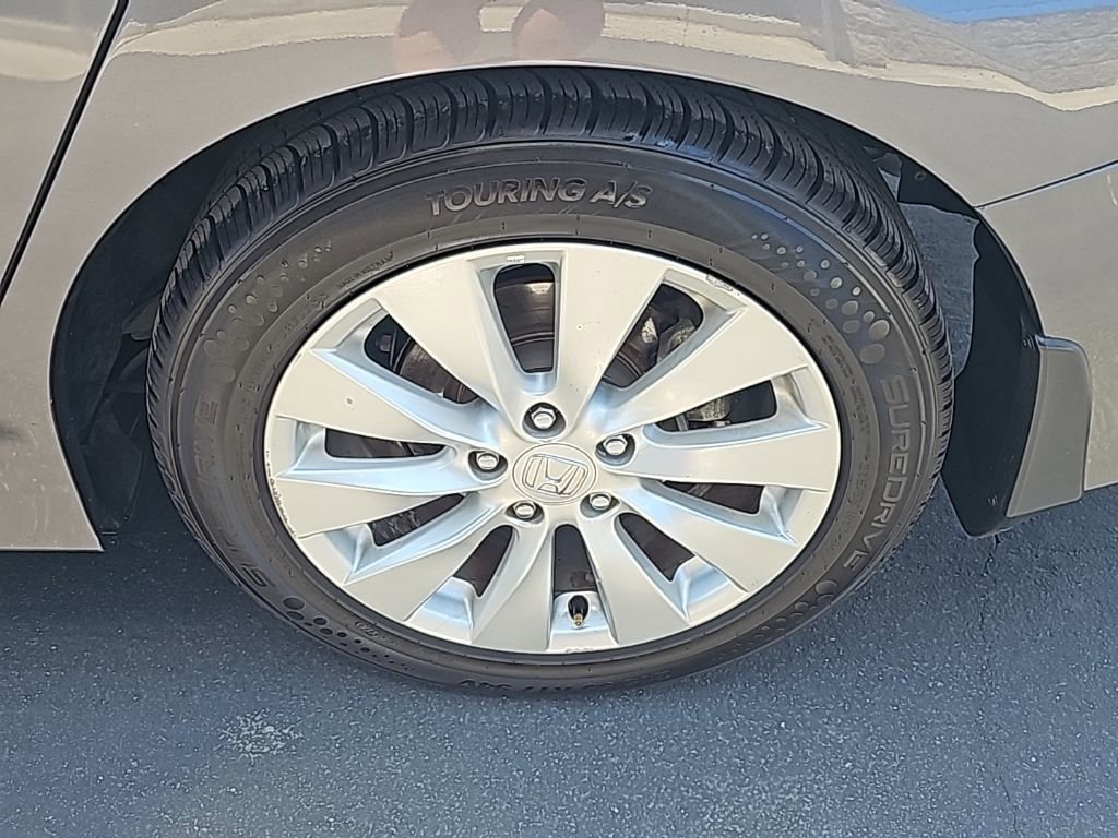 Used 2015 Honda Accord EX image 10