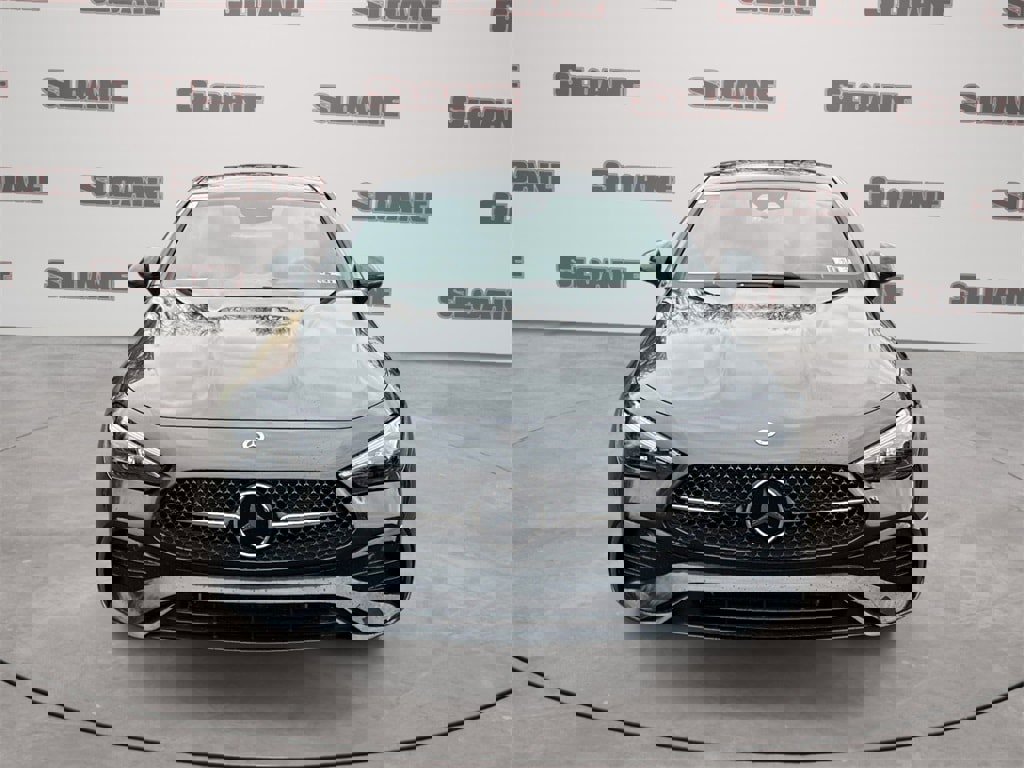 Used 2025 Mercedes-Benz CLE 450 4MATIC Coupe image 8