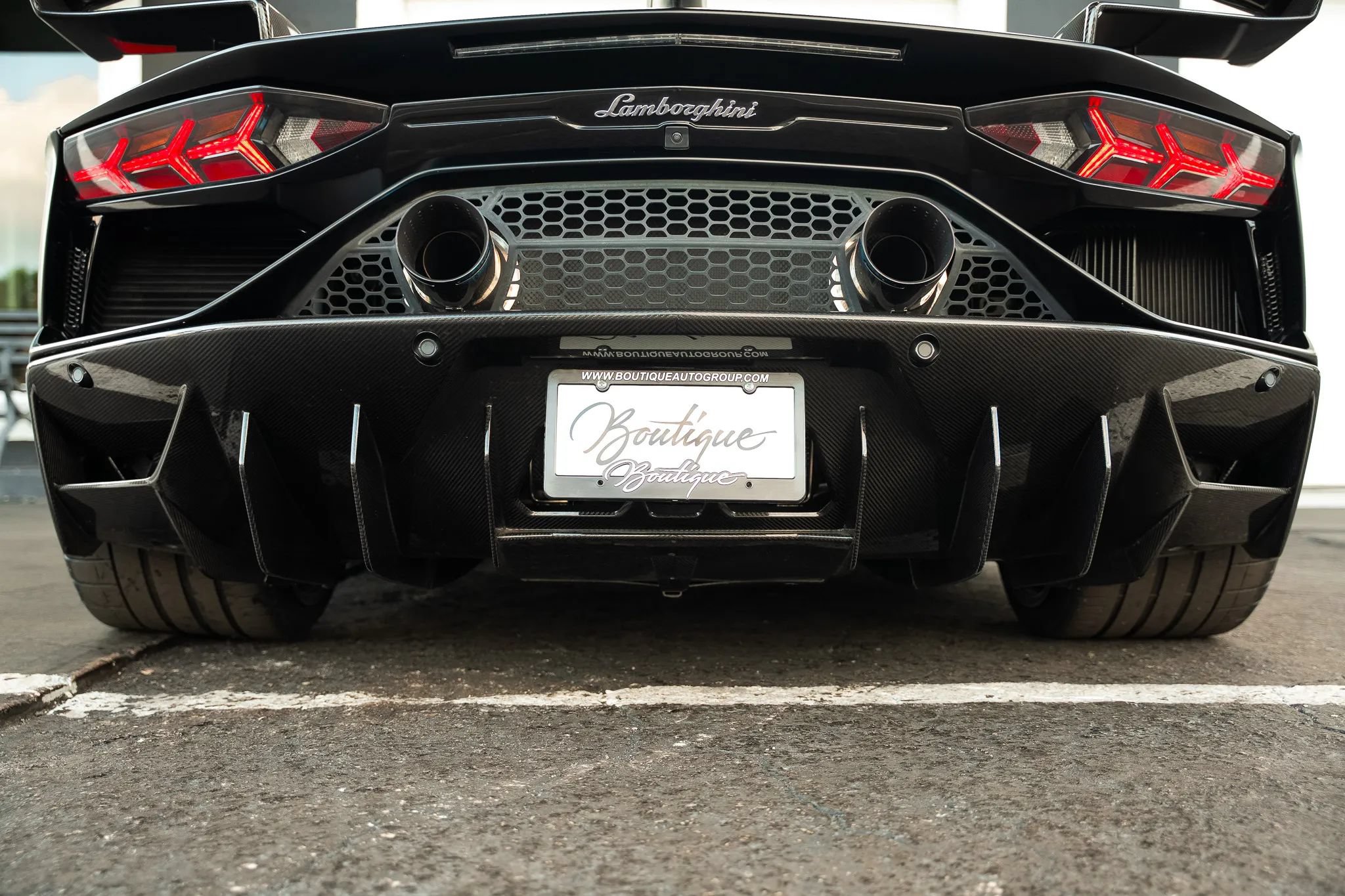 Used 2021 Lamborghini Aventador SVJ AWD/4WD image 34