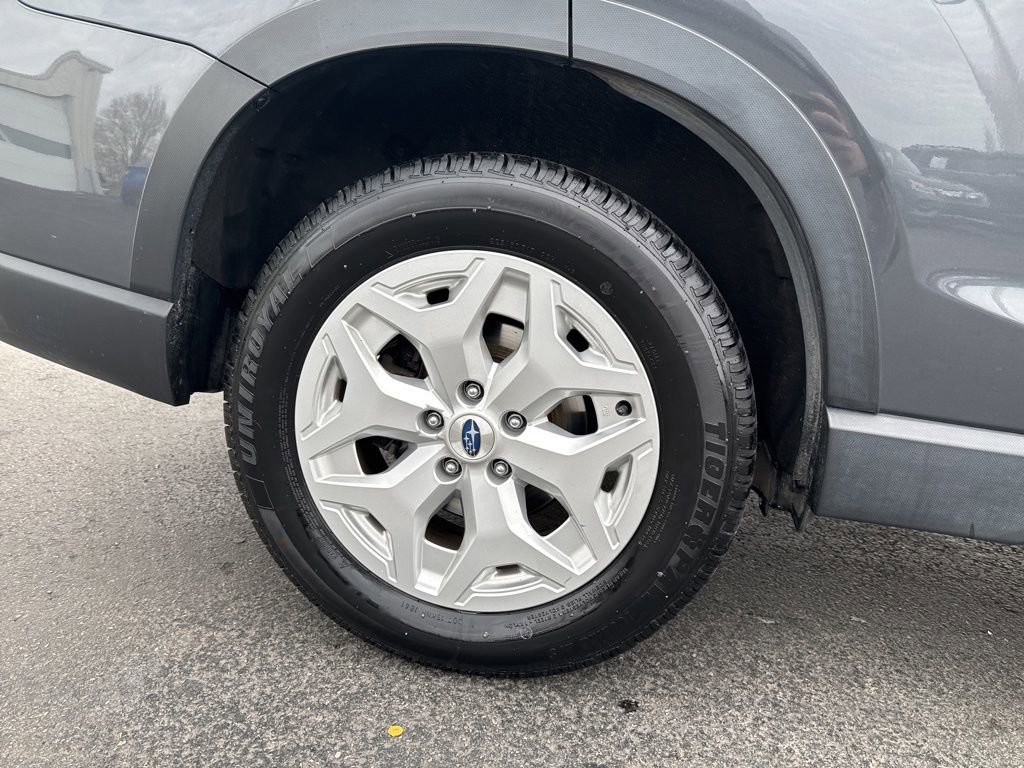 Used 2023 Subaru Forester AWD/4WD image 9