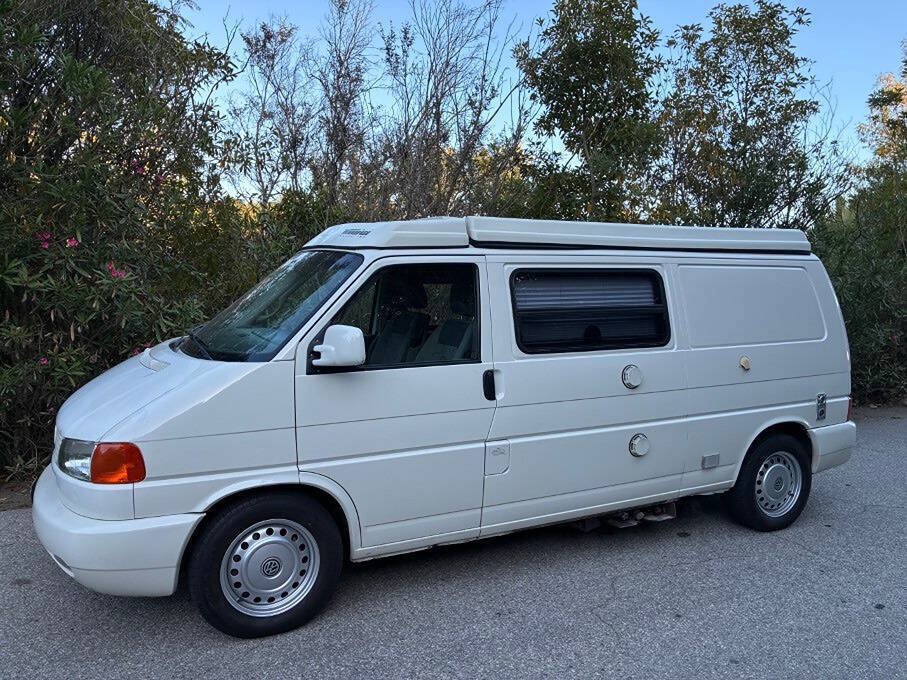 Used 2003 Volkswagen Eurovan Camper FWD image 3