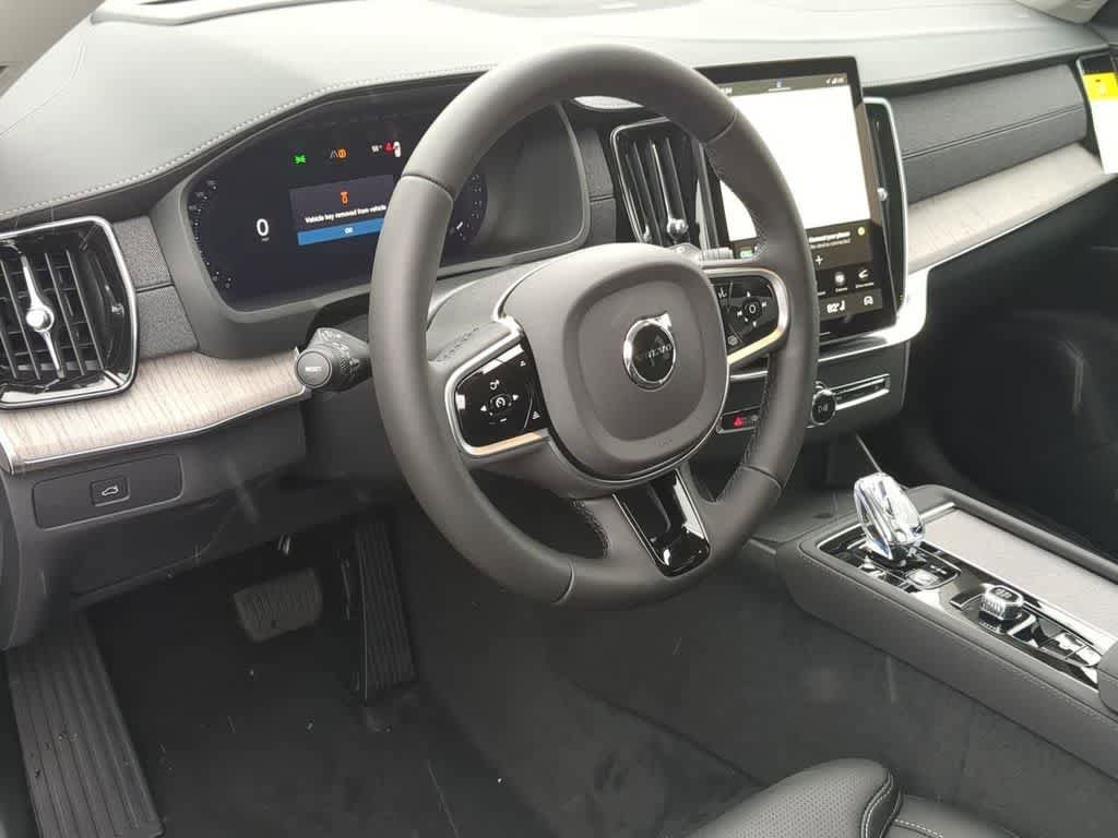 New 2026 Volvo XC90 B6 Ultra w/ Protection Package Premier AWD/4WD video 2