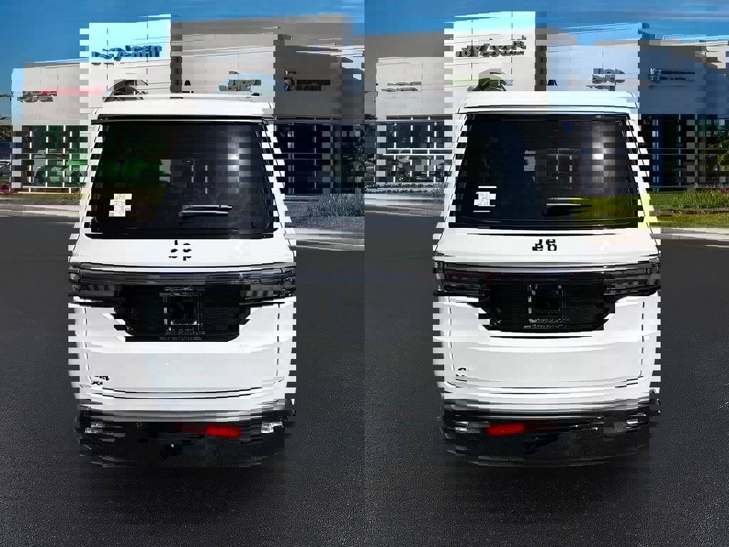 New 2026 Jeep Grand Wagoneer L Limited image 6