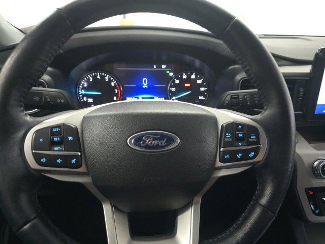 Used 2023 Ford Explorer XLT w/ Equipment Group 202A image 28