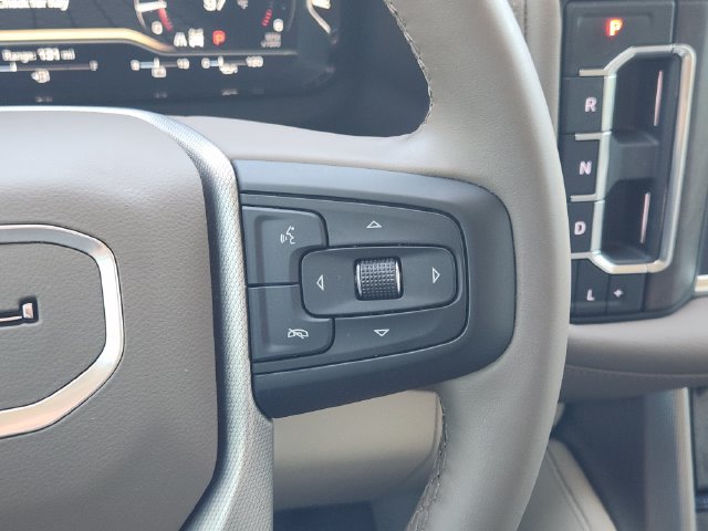 Used 2023 GMC Yukon XL Denali AWD/4WD image 29