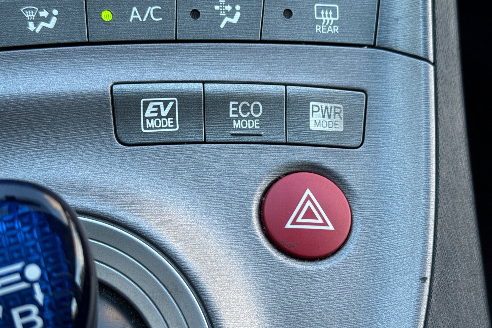 Used 2012 Toyota Prius Three image 31