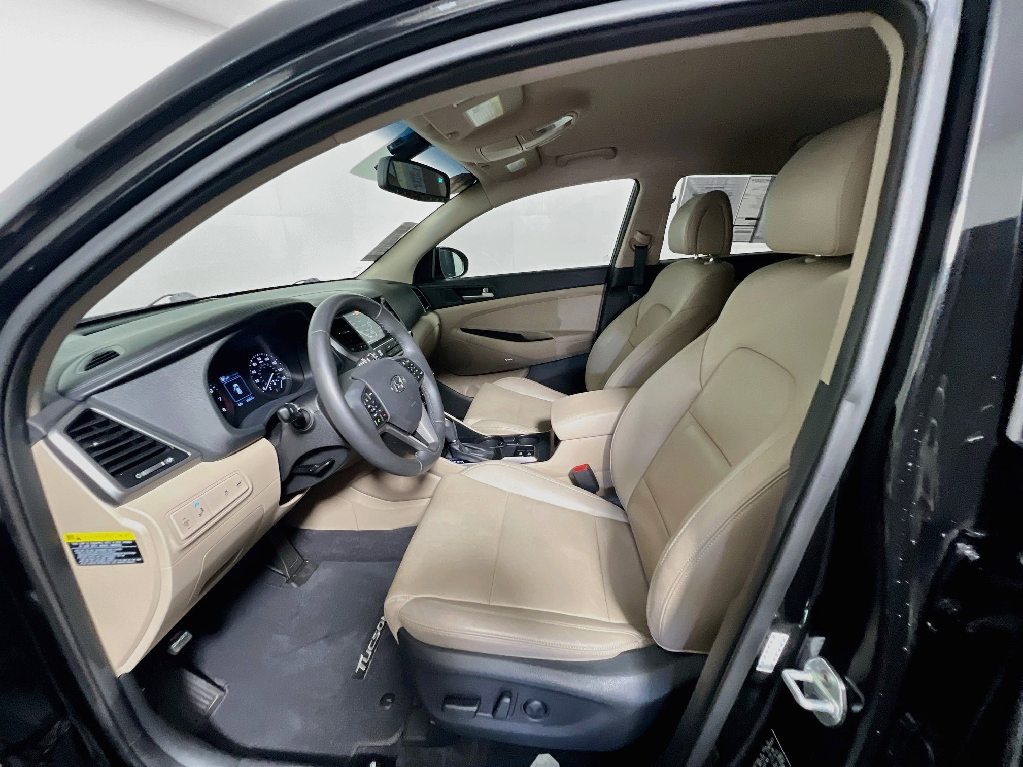 Used 2018 Hyundai Tucson Limited FWD image 14