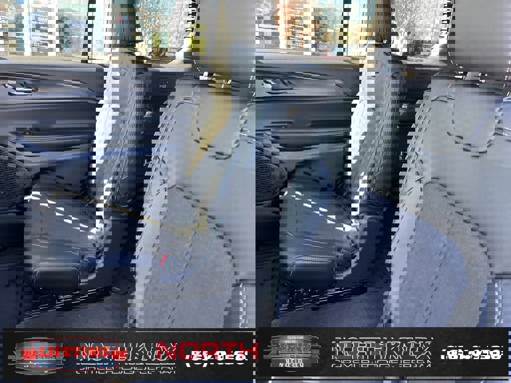 New 2025 Jeep Grand Cherokee L Altitude image 15