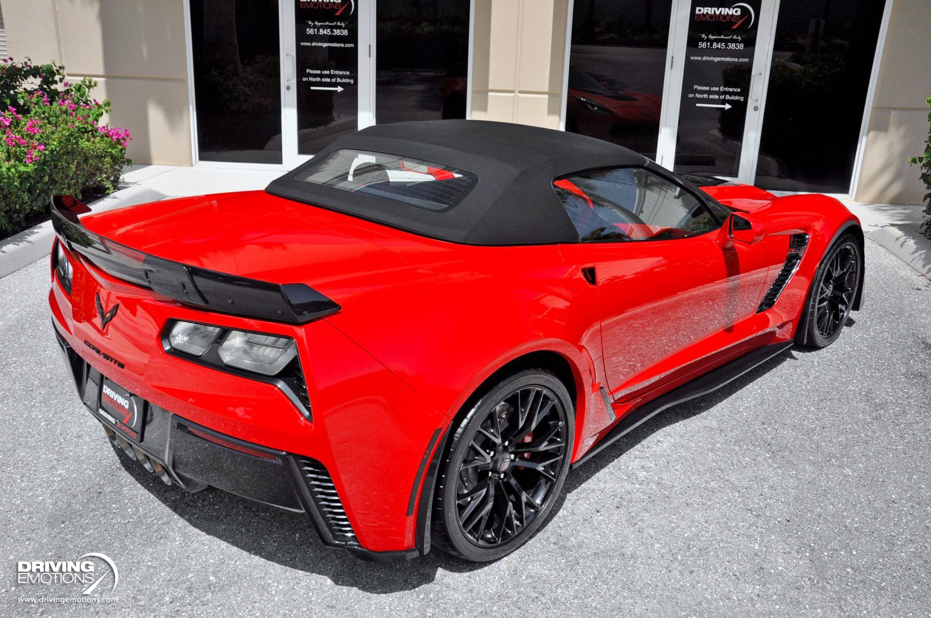 Used 2019 Chevrolet Corvette Z06 RWD image 28