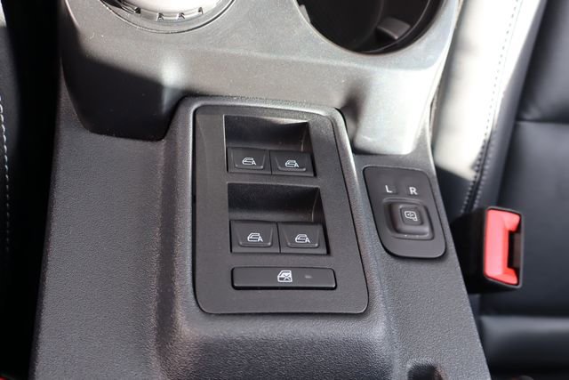 Used 2025 Ford Bronco Outer Banks image 39