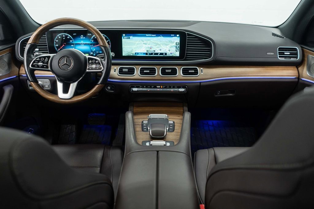 Used 2022 Mercedes-Benz GLS 450 4MATIC image 9