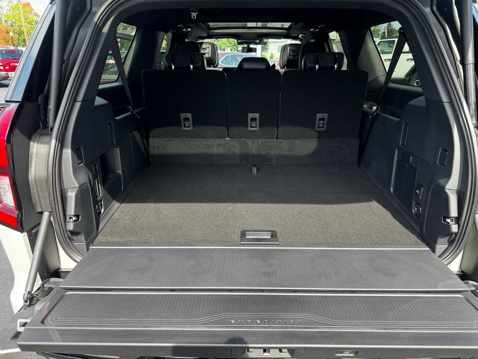 New 2027 Ford Expedition Max Platinum w/ Stealth Performance Package AWD/4WD image 38