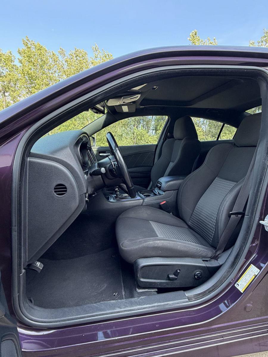 Used 2020 Dodge Charger R/T w/ Blacktop Package RWD image 3