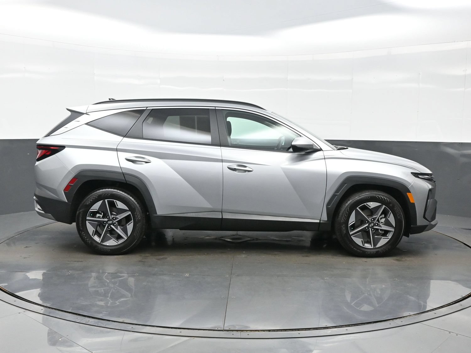 Used 2026 Hyundai Tucson SEL FWD image 7