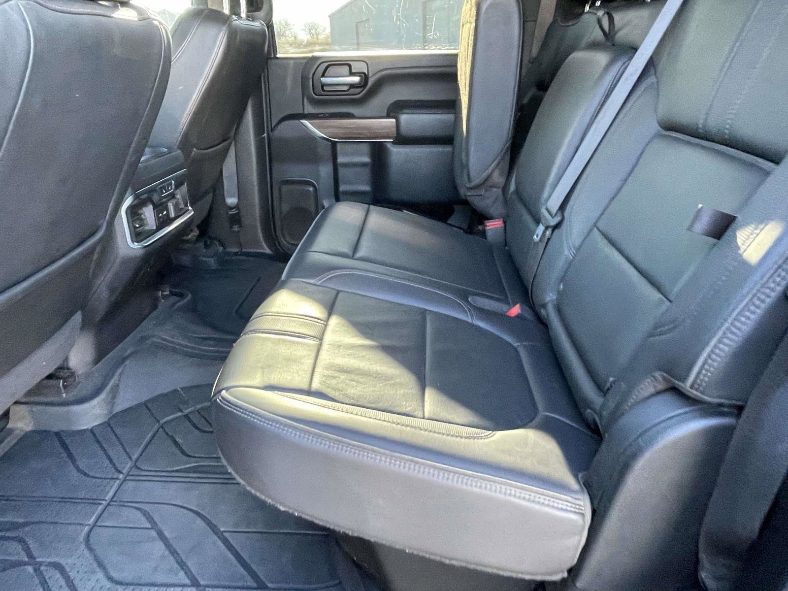 Used 2022 Chevrolet Silverado 3500 High Country image 12