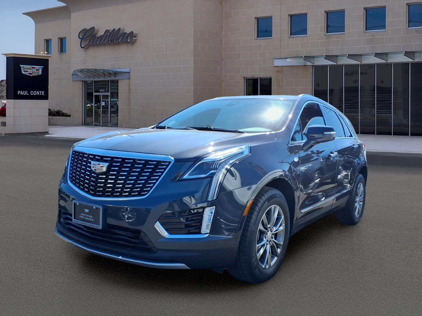 Certified 2023 Cadillac XT5 Premium Luxury AWD/4WD image 1