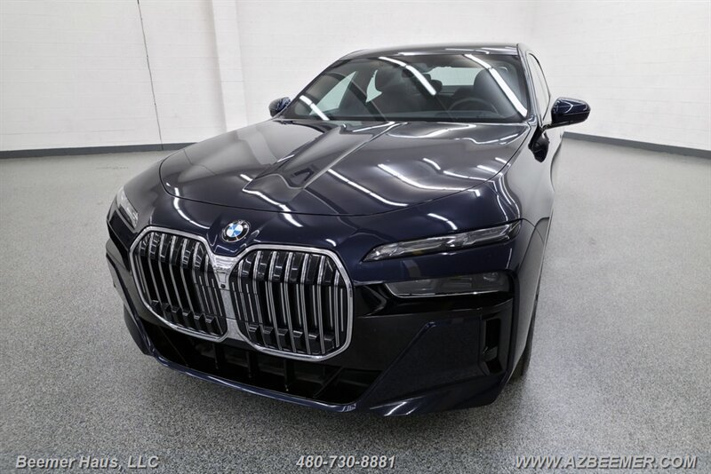 Used 2024 BMW 740i xDrive w/ Executive Package AWD/4WD video 1