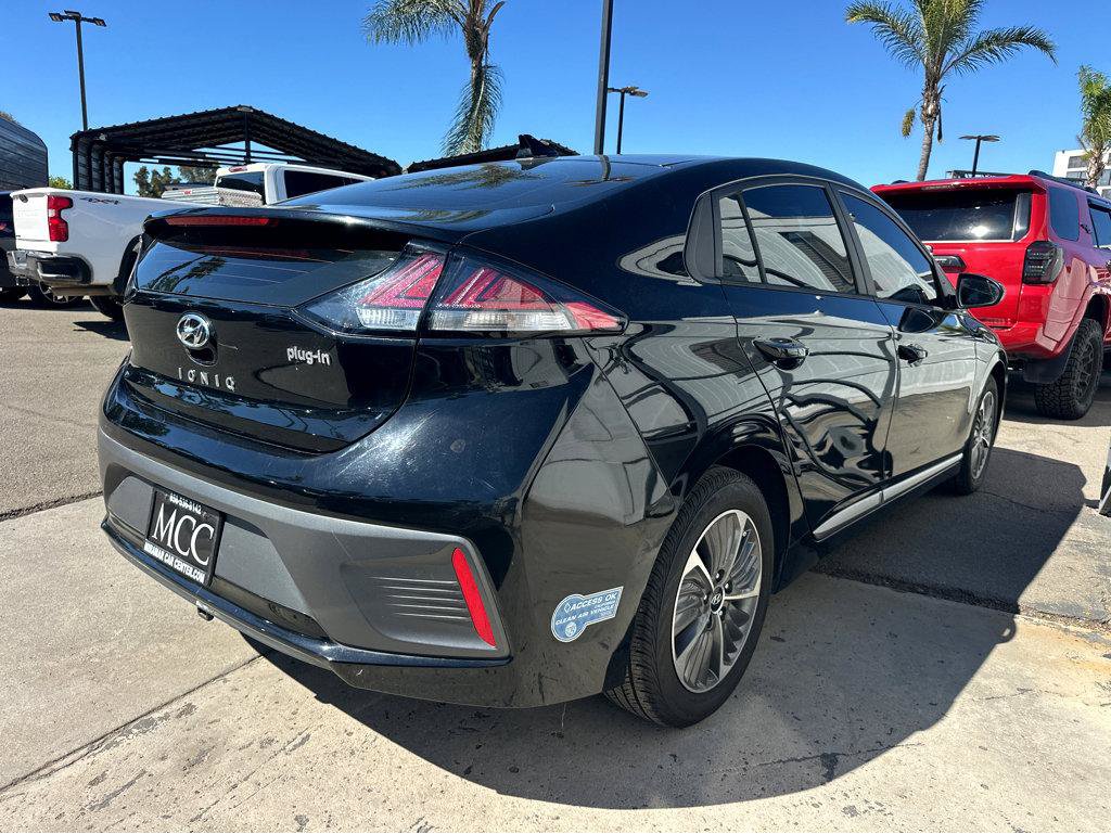 Used 2021 Hyundai Ioniq SE FWD image 6