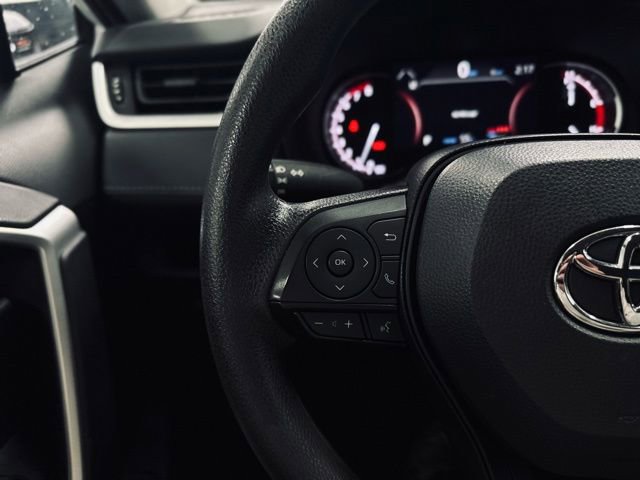 Used 2025 Toyota RAV4 LE image 22