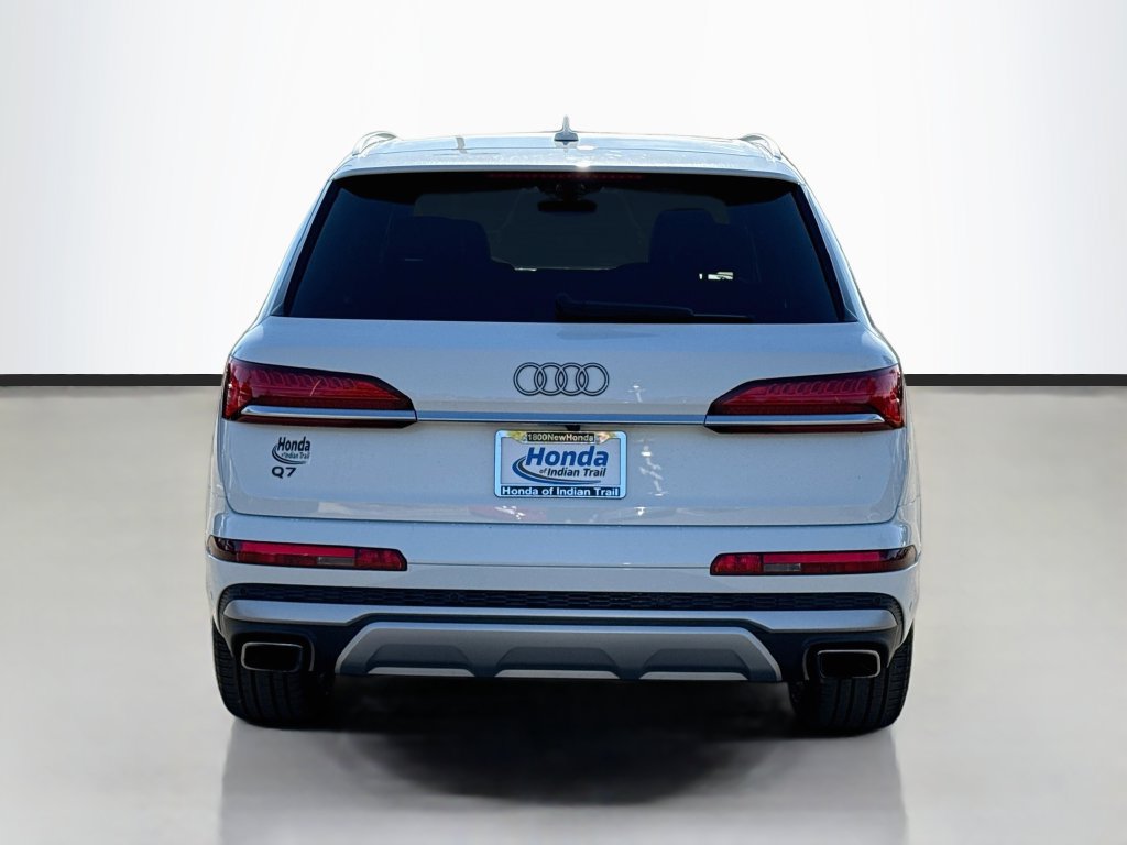 Used 2025 Audi Q7 3.0T Premium Plus AWD/4WD image 6