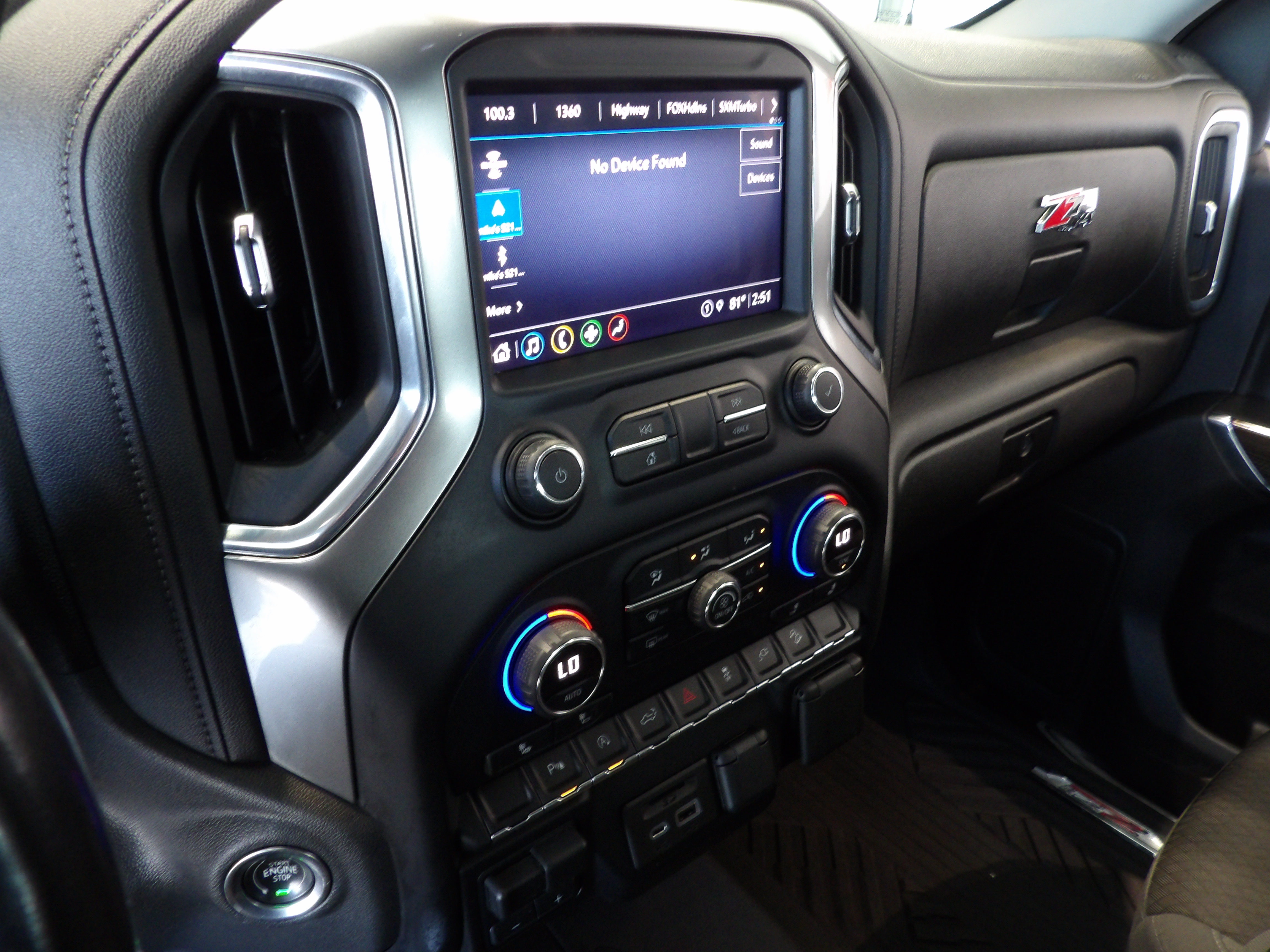 Used 2021 Chevrolet Silverado 1500 LT AWD/4WD image 13