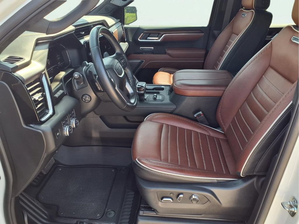 Used 2025 GMC Sierra 1500 Denali Ultimate AWD/4WD image 19