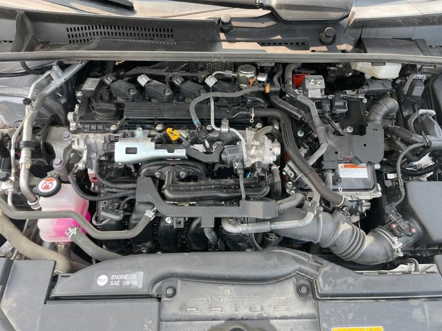 Used 2024 Toyota Prius LE FWD image 31