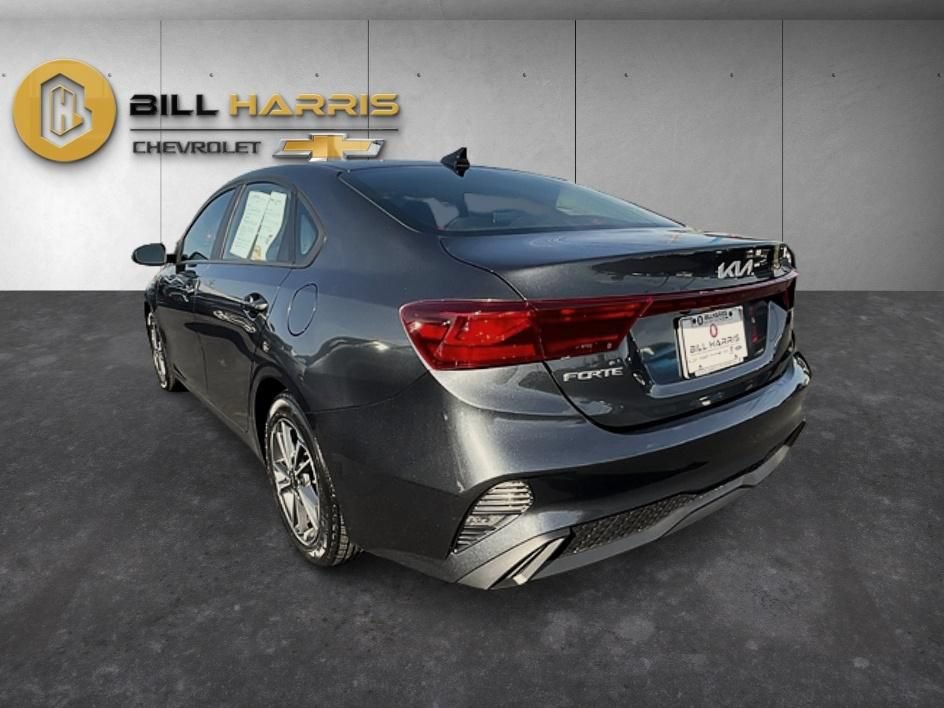 Used 2023 Kia Forte LXS FWD image 12