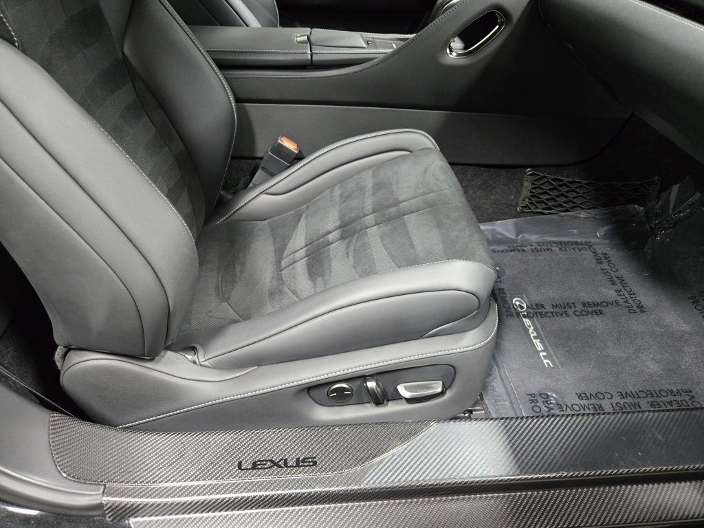 Used 2023 Lexus LC 500 Coupe w/ Performance Package image 43