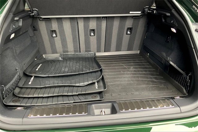 Used 2025 Porsche Macan Electric image 20