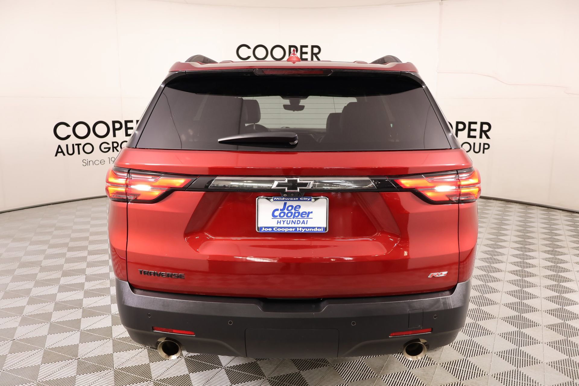 Used 2022 Chevrolet Traverse RS w/ LPO, Floor Liner Package image 22