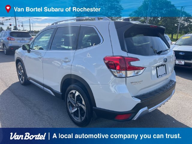 Certified 2024 Subaru Forester Touring AWD/4WD image 4