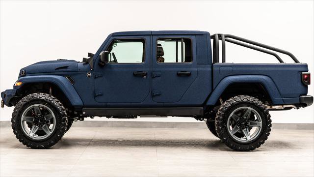 Used 2025 Jeep Gladiator Sport image 12