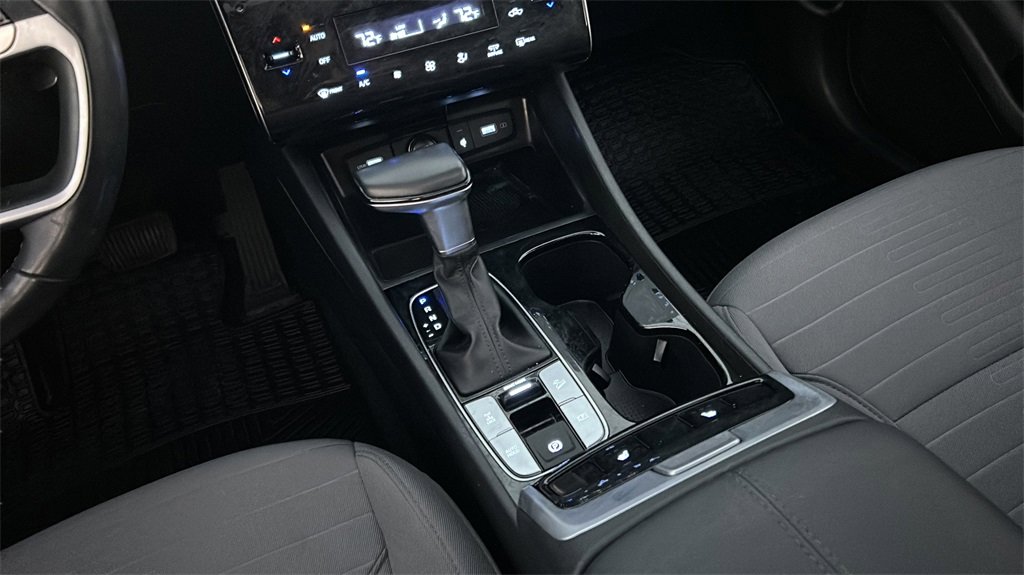 Used 2022 Hyundai Santa Cruz SEL Premium w/ Cargo Package image 6