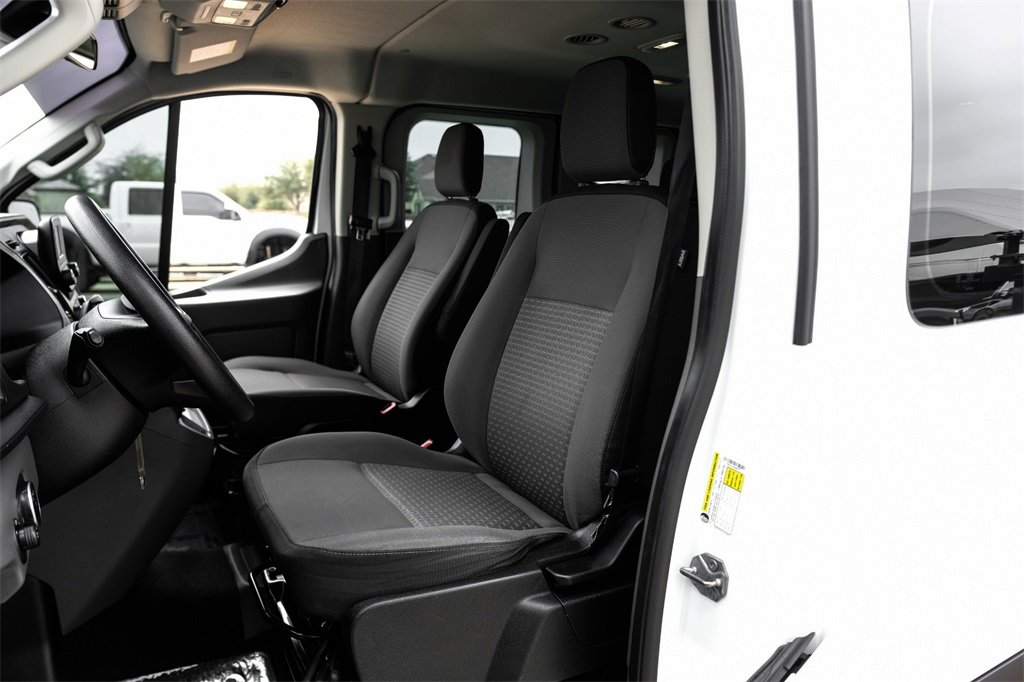 Used 2021 Ford Transit 350 XLT image 32