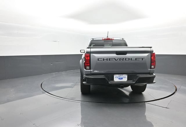 Used 2025 Chevrolet Colorado Trail Boss AWD/4WD image 6