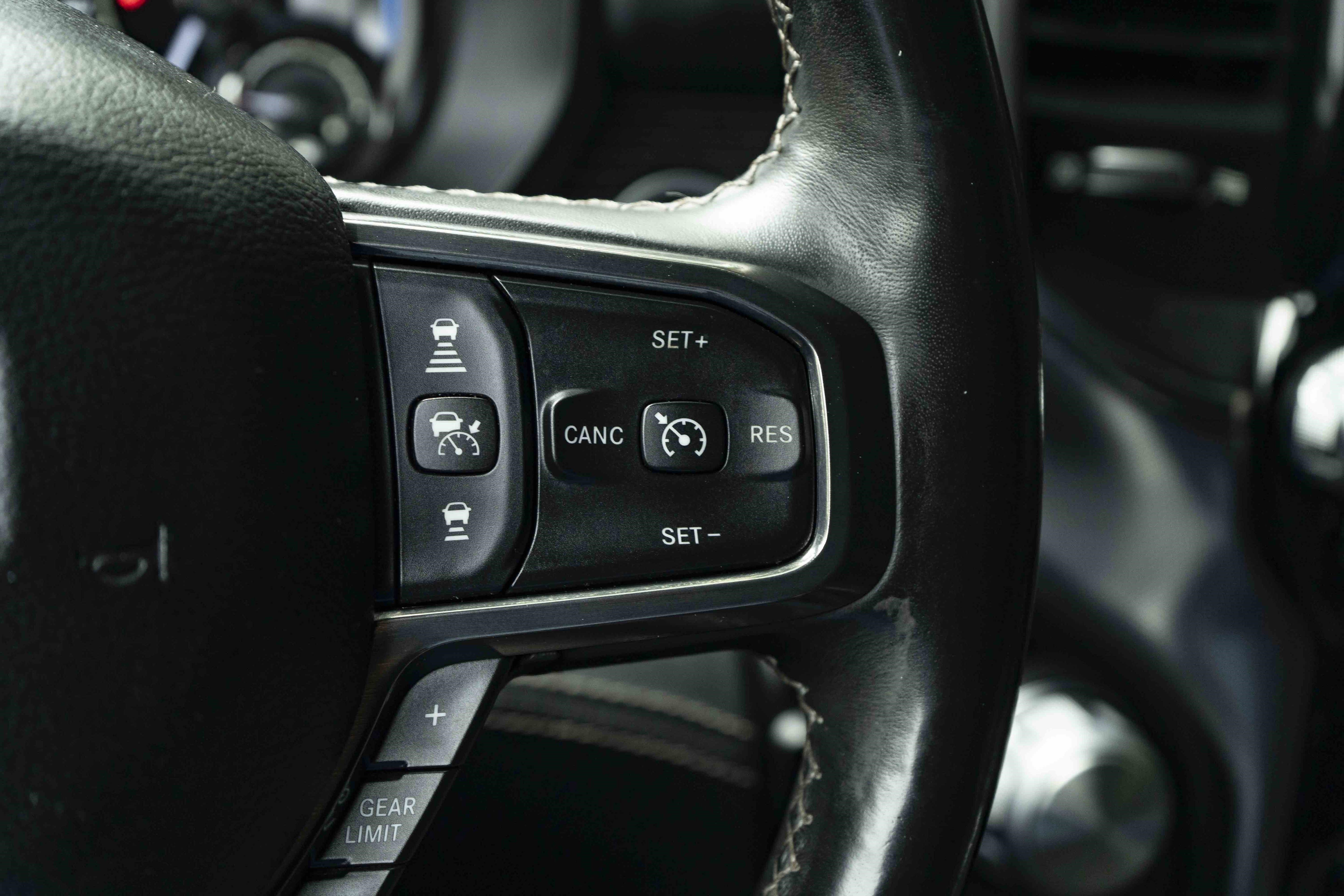 Used 2019 RAM 1500 Limited w/ Advanced Safety Group RWD image 21