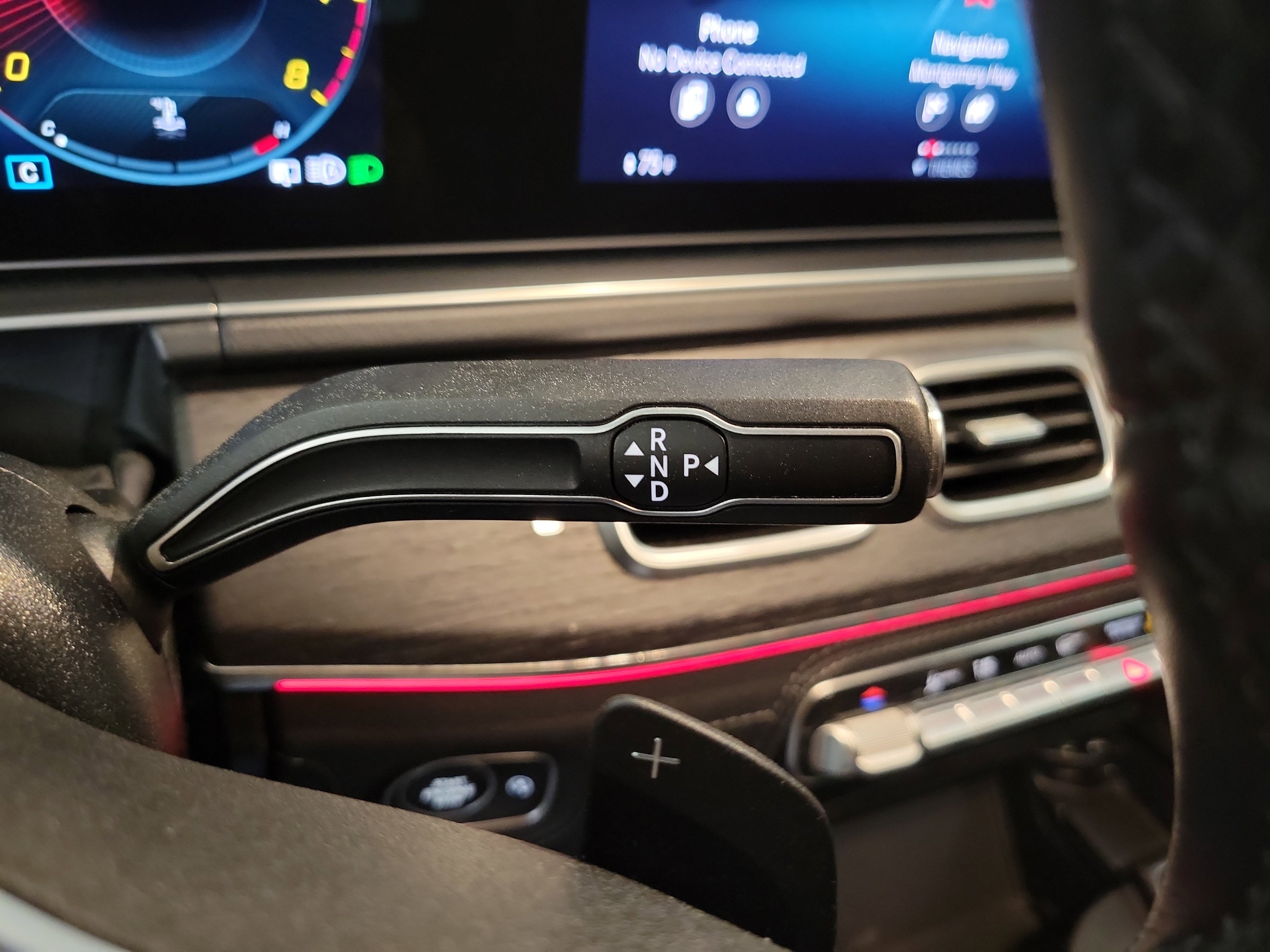 Used 2022 Mercedes-Benz GLE 350 4MATIC w/ AMG Line Exterior image 23