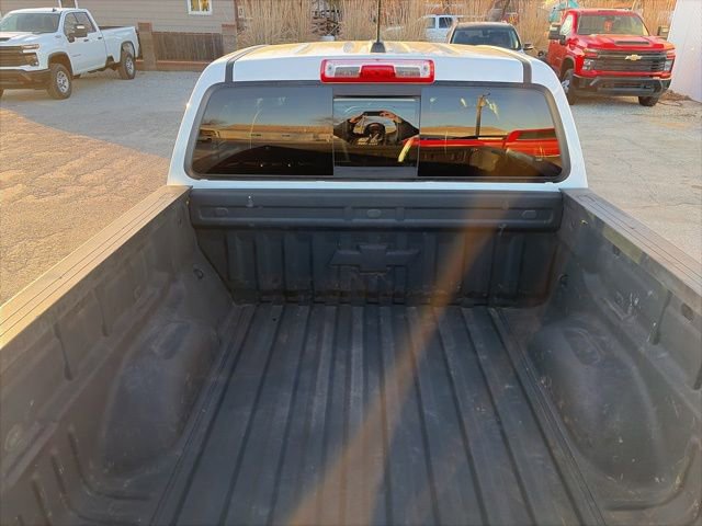 Used 2022 Chevrolet Colorado Z71 AWD/4WD image 12