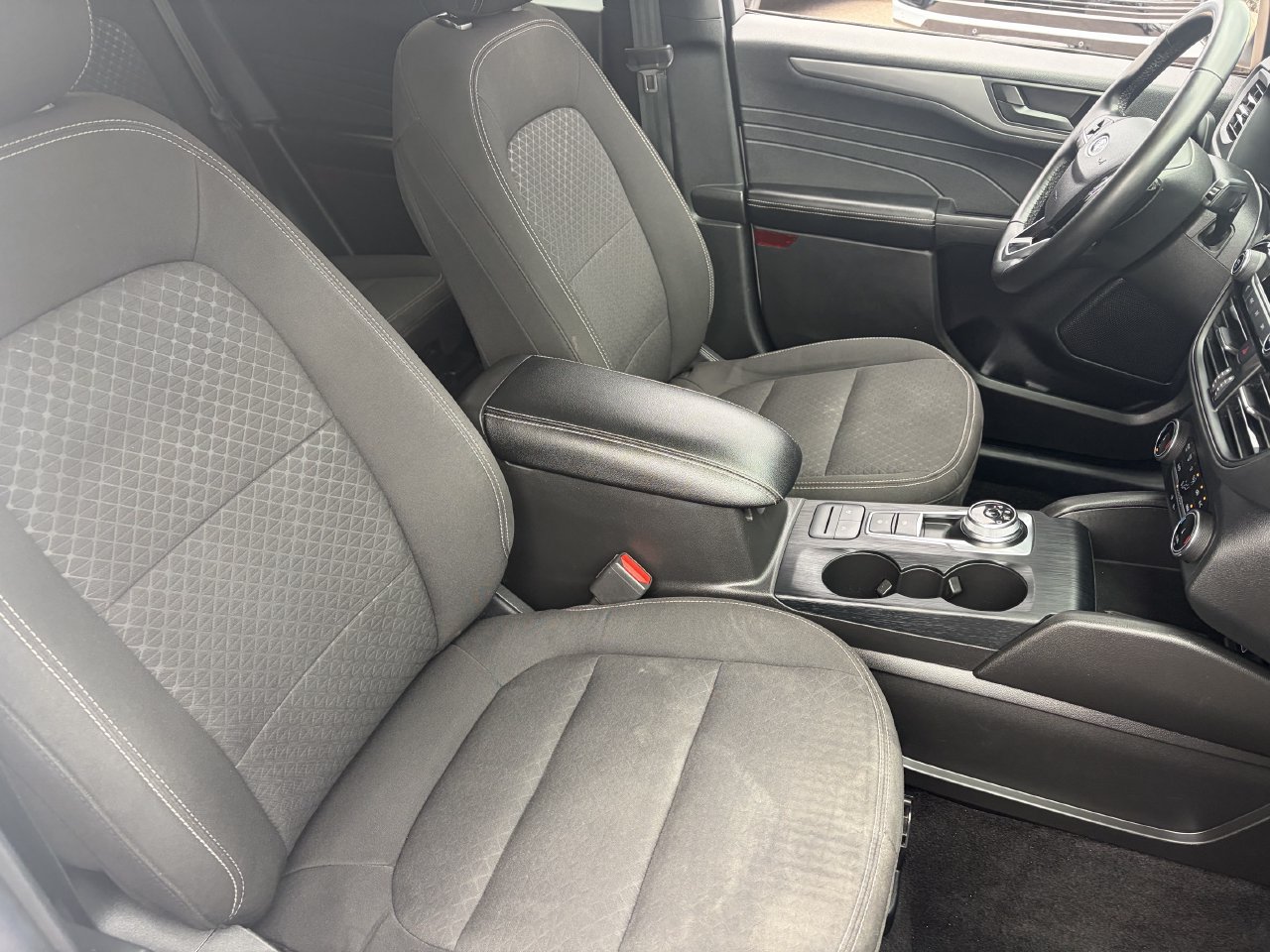 Certified 2024 Ford Escape Active FWD image 11