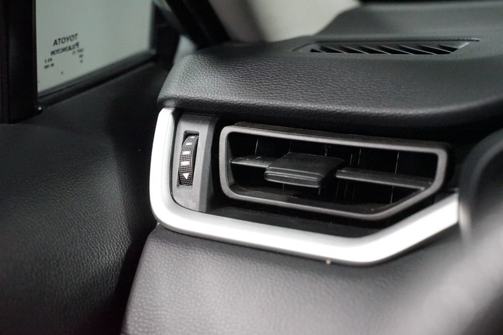 Certified 2025 Toyota RAV4 LE FWD image 24