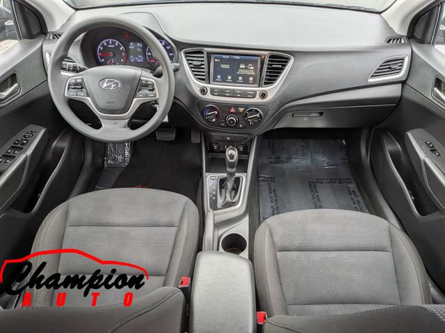 Used 2022 Hyundai Accent SEL FWD image 17