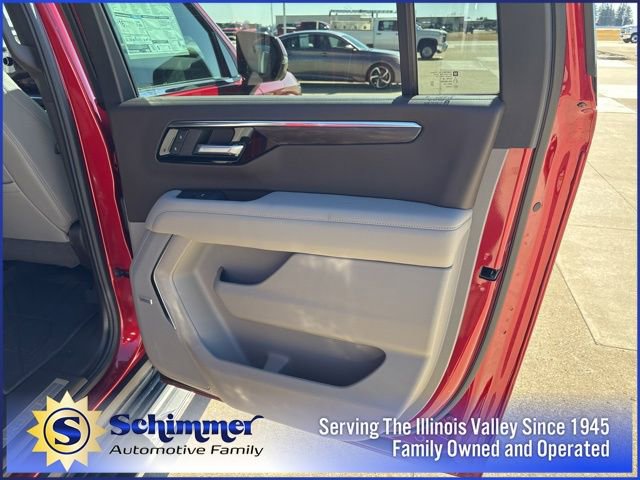 New 2026 Chevrolet Suburban LT w/ Comfort Package image 20