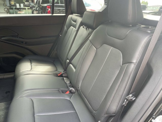 New 2026 Jeep Cherokee Limited AWD/4WD image 13